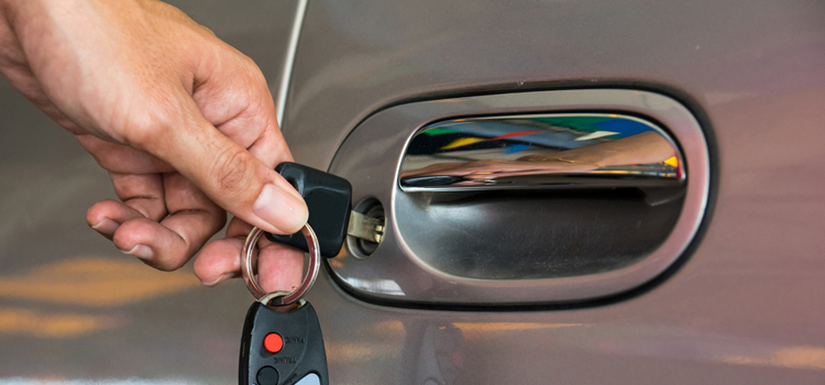 Car door lock repair in Lamont